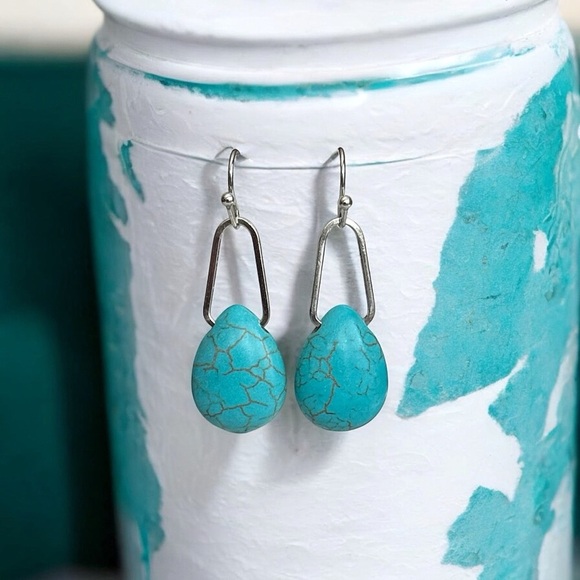 5 For $25💫Alternative Turquoise Teardrop Dangles Earrings - Picture 3 of 3